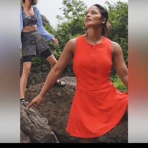 Athleta Venture Out Dress, Vermillion - 2 Athleta Venture Out Dress Size 6